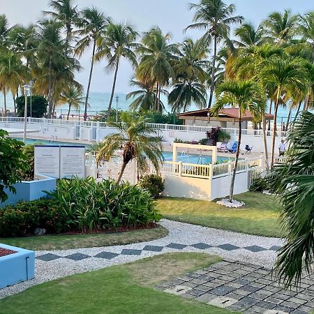 Hobie Oceanfront apartment at Isla Verde San Juan Buitenkant foto