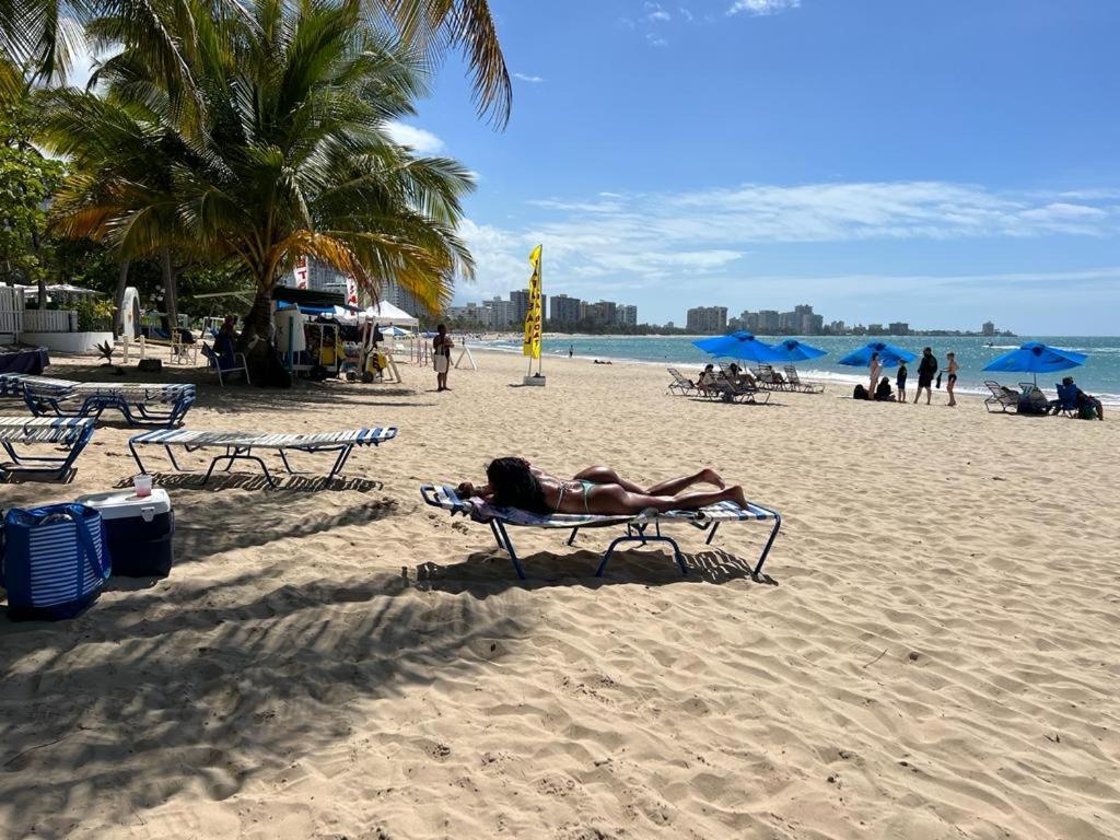 Hobie Oceanfront apartment at Isla Verde San Juan Buitenkant foto