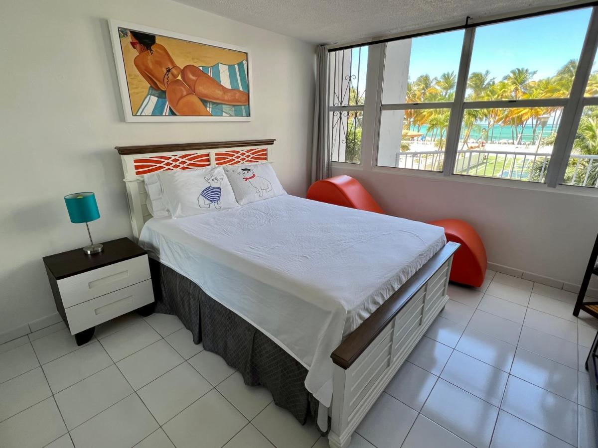 Hobie Oceanfront apartment at Isla Verde San Juan Buitenkant foto