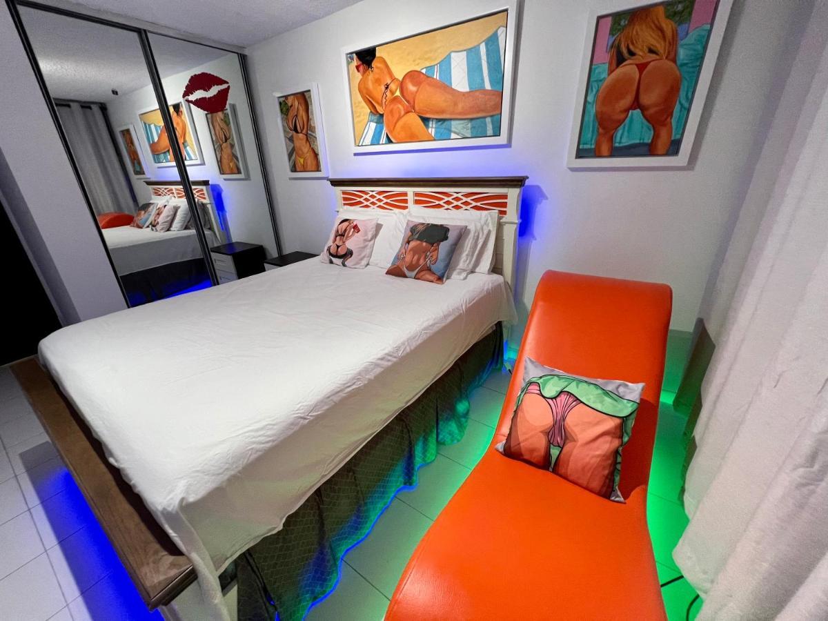 Hobie Oceanfront apartment at Isla Verde San Juan Buitenkant foto