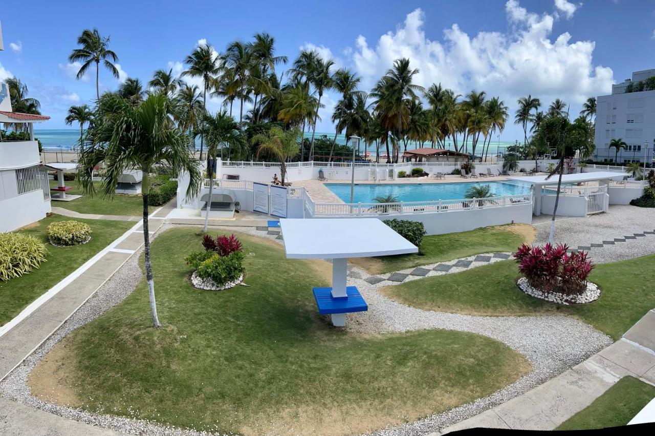 Hobie Oceanfront apartment at Isla Verde San Juan Buitenkant foto